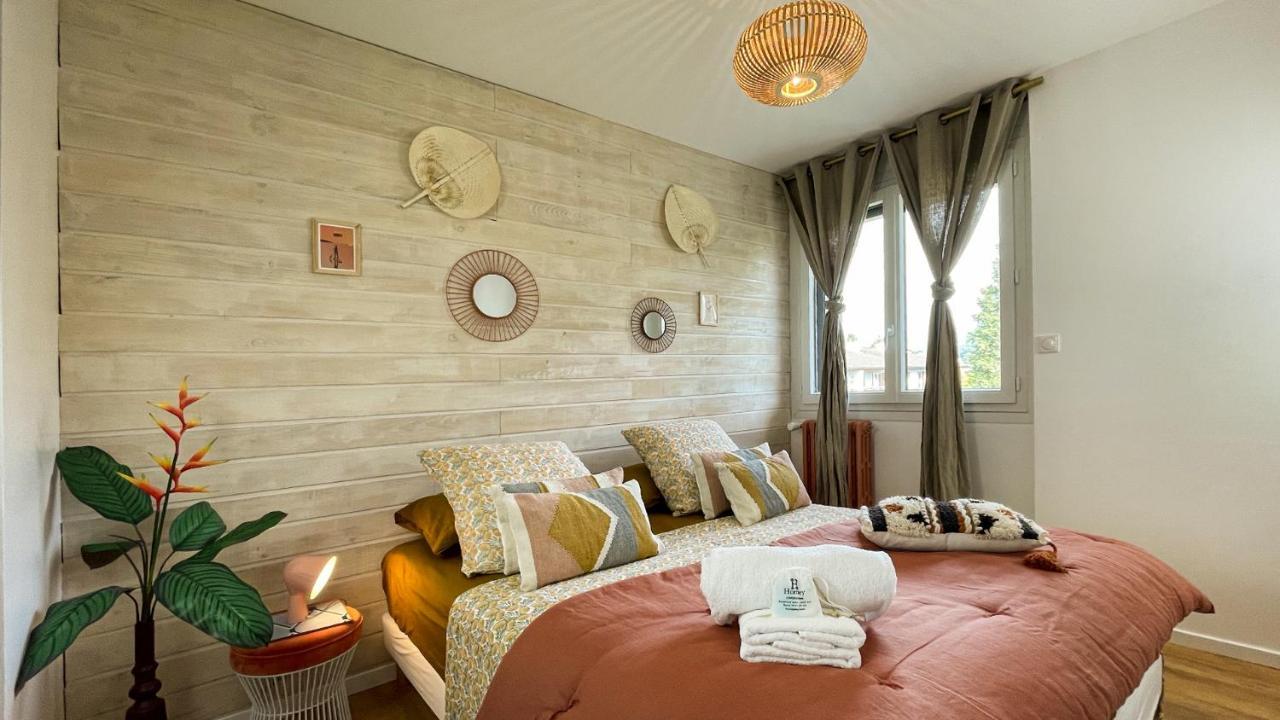 Homey Montaigne - New - A 1 Min A Pied Du Lac D'Annecy - 2 Balcons Prives - Appartement Avec 2 Chambres - Stationnement Gratuit Toute L'Annee Sauf En Ete - Juin A Aout Екстер'єр фото